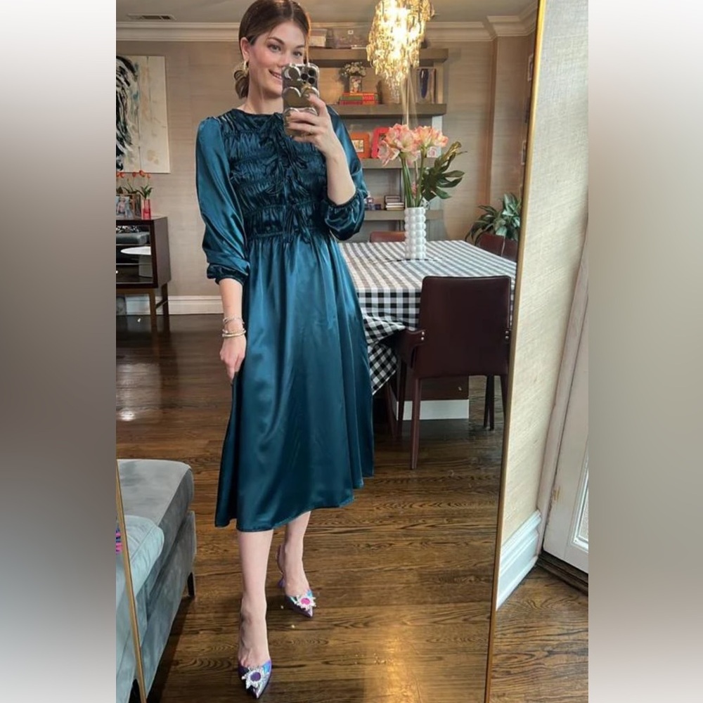 Gorgeous teal silky midi dress